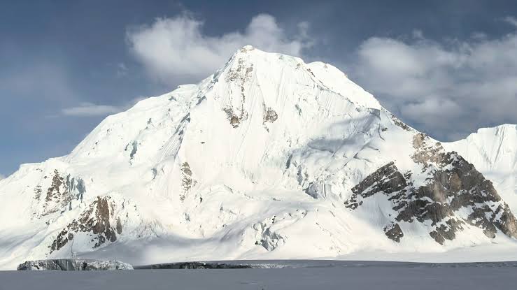 Lukpe La Pass Trek